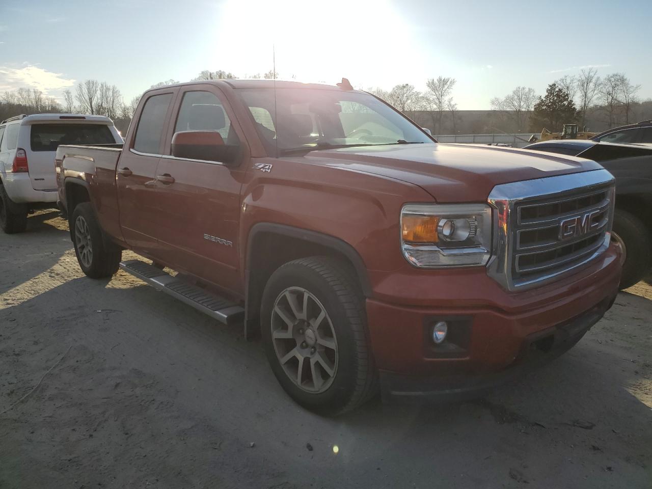 2015 GMC Sierra - Image 4