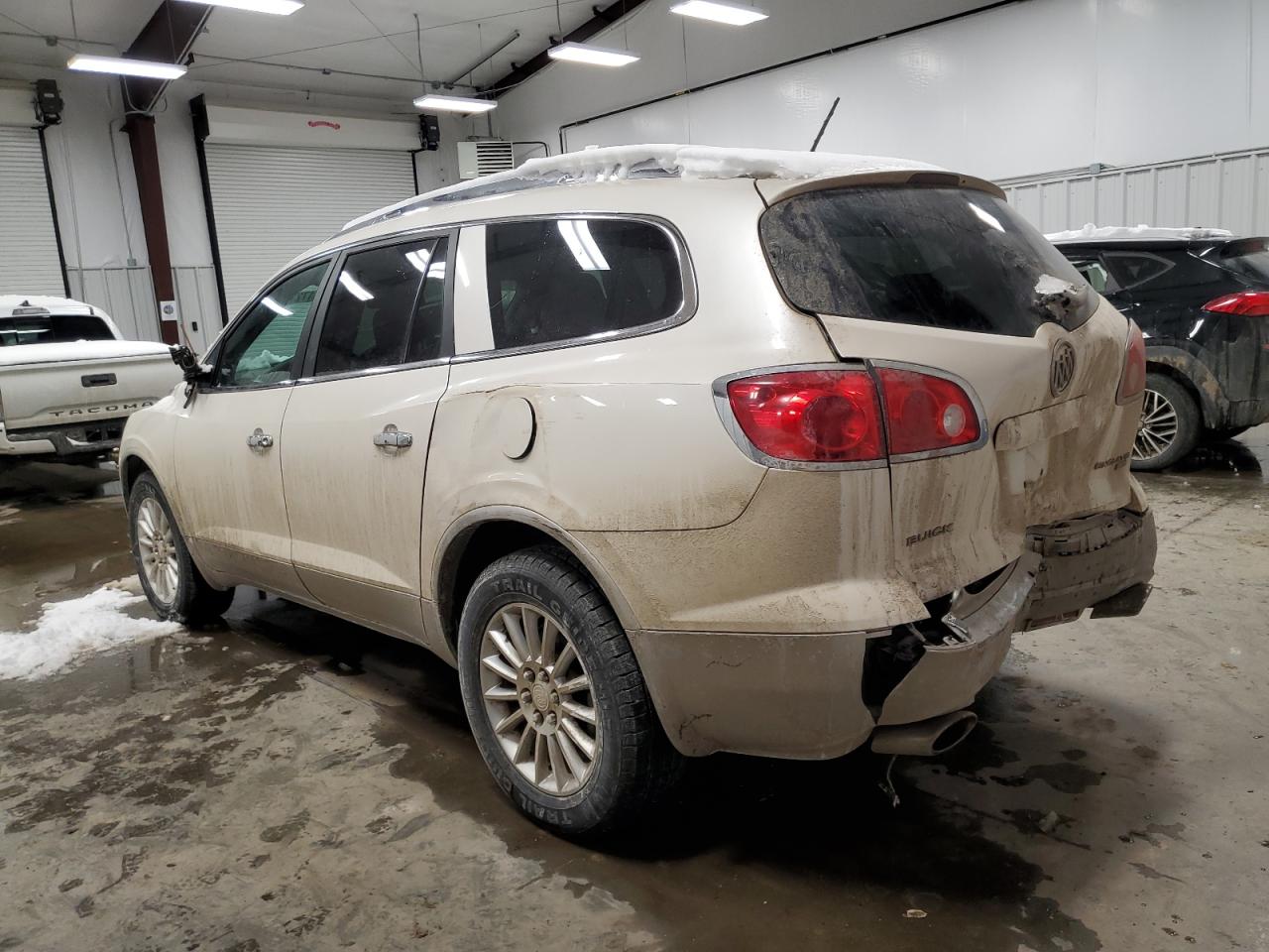 2011 Buick Enclave - Image 2