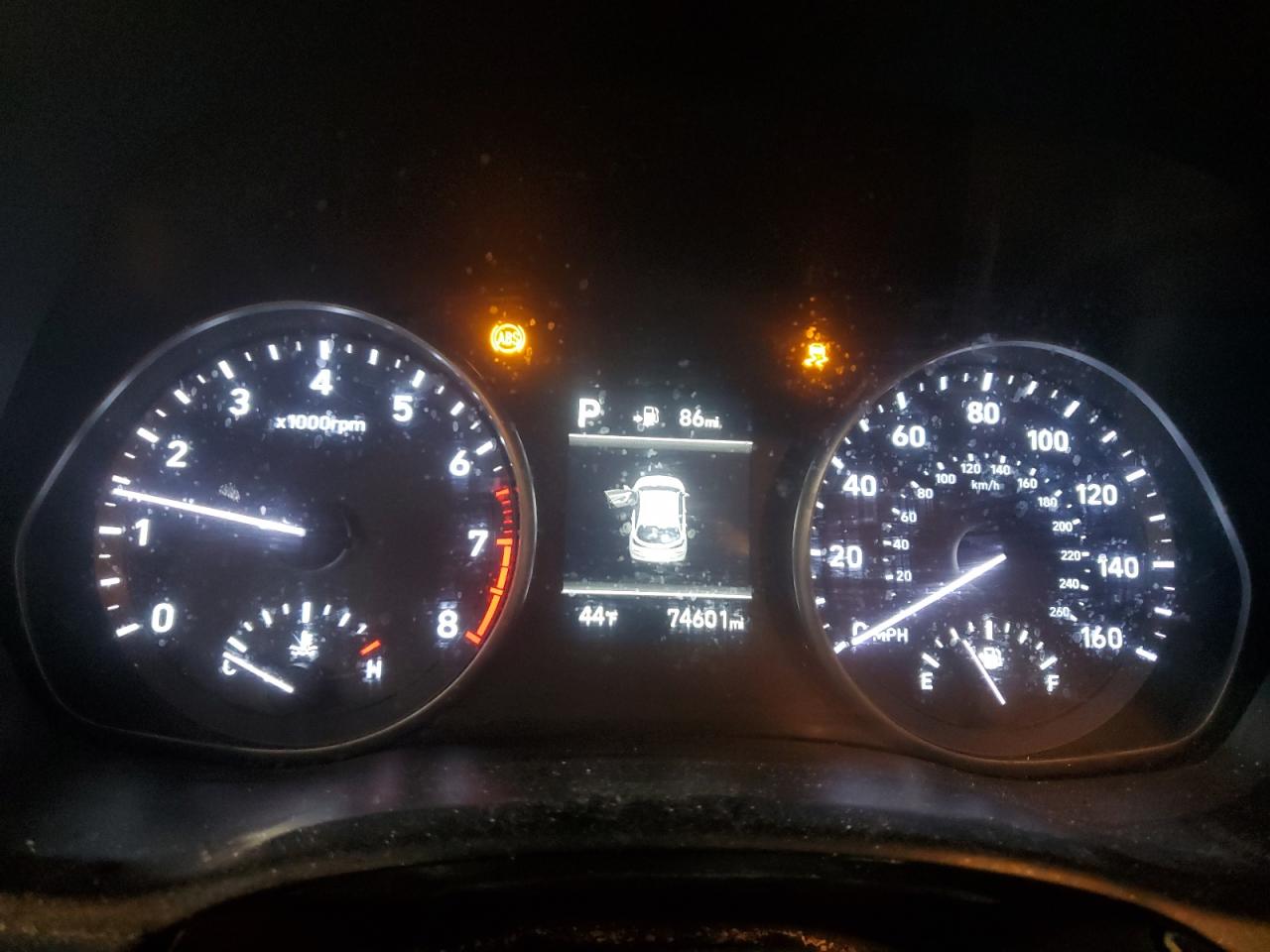 2018 Hyundai Elantra - Image 9