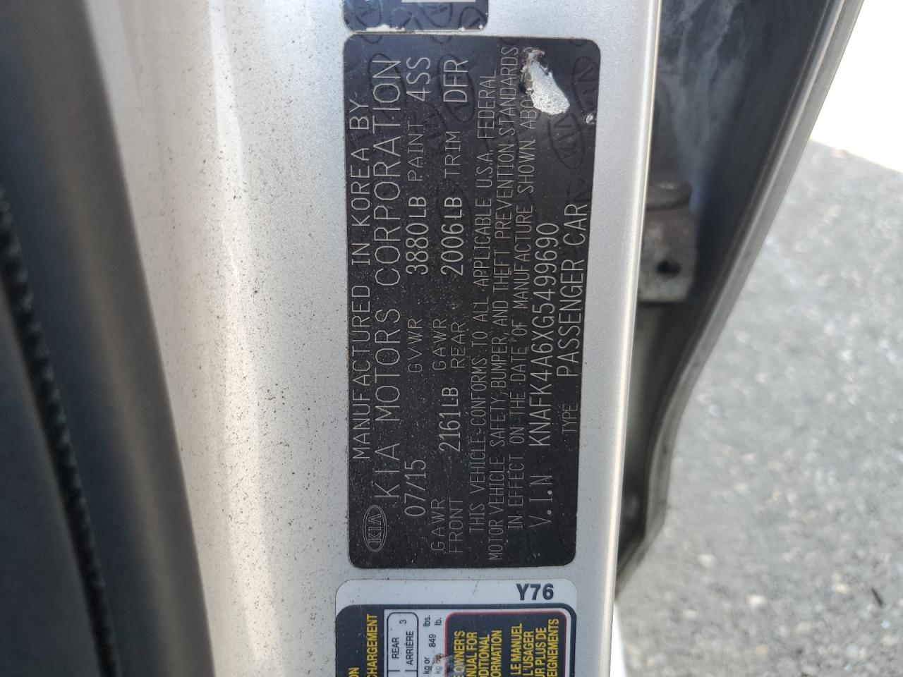 2016 Kia Forte - Image 13