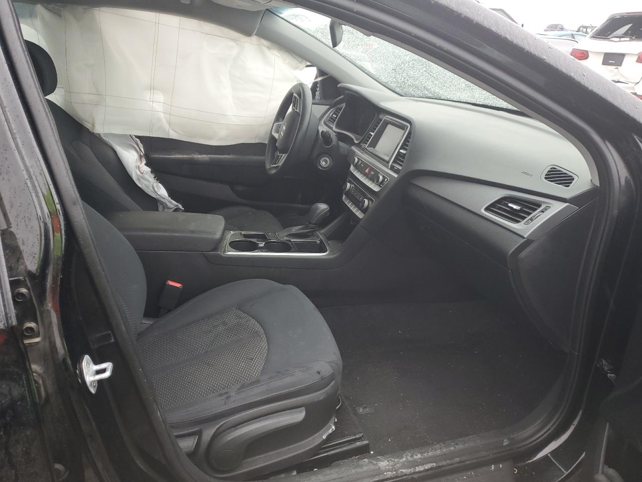 2019 Hyundai Sonata - Image 7