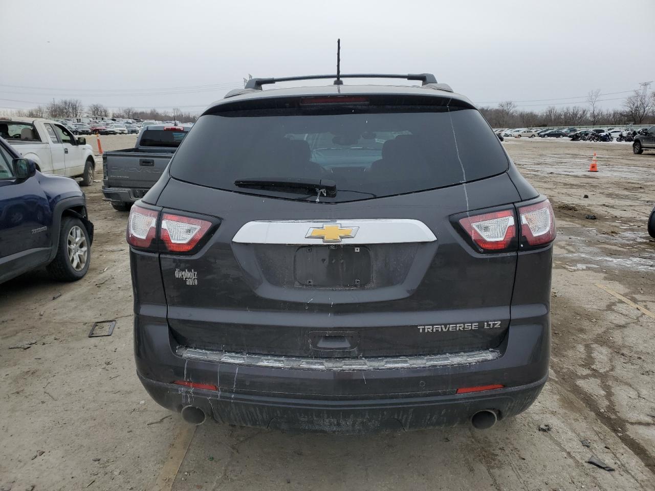2015 Chevrolet Traverse - Image 6