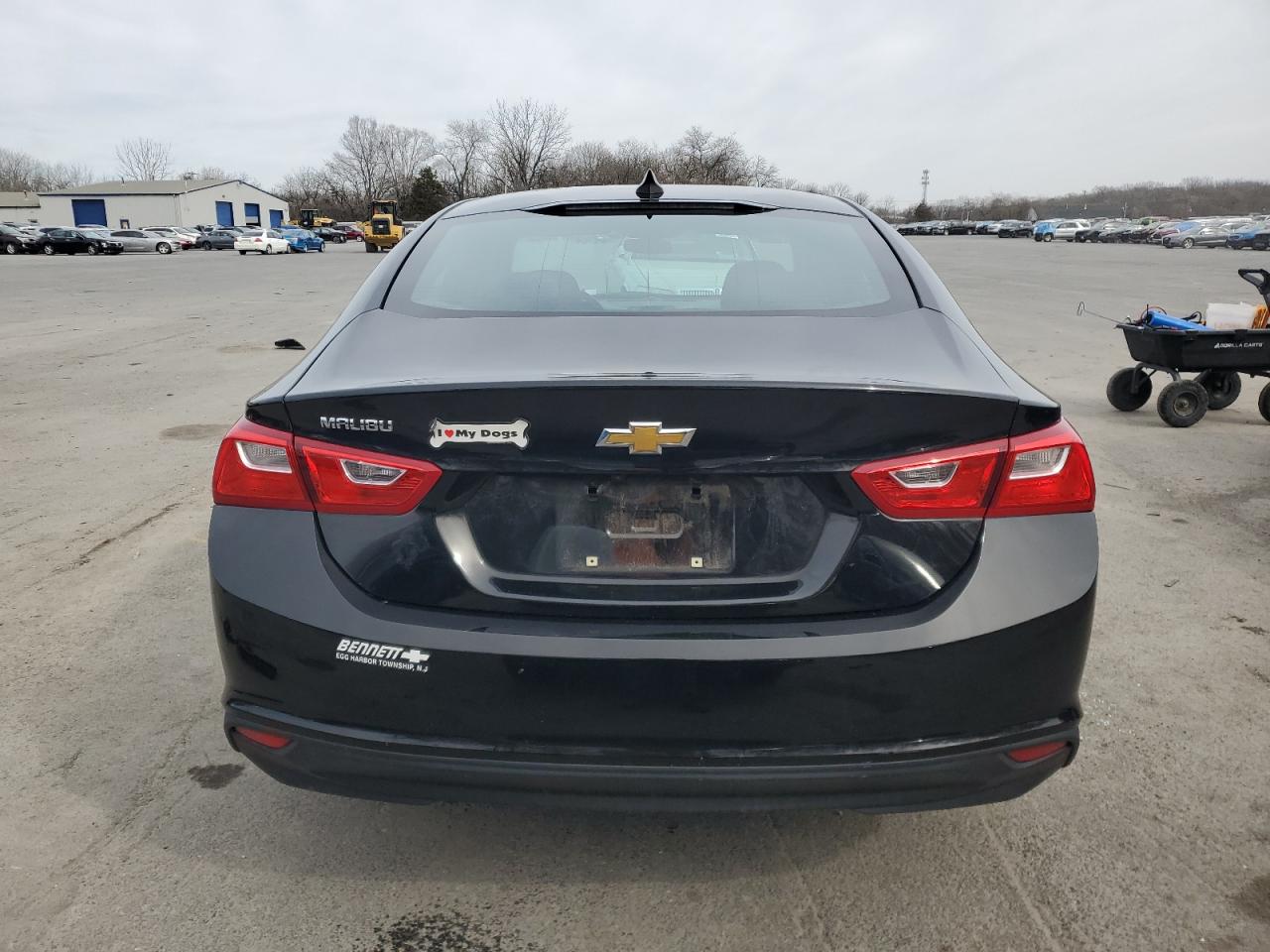 2022 Chevrolet Malibu - Image 6