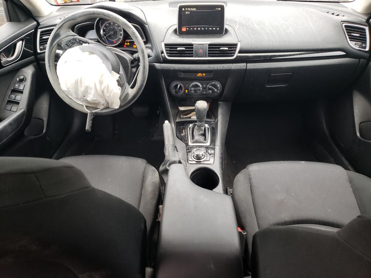 2016 Mazda 3 - Image 8