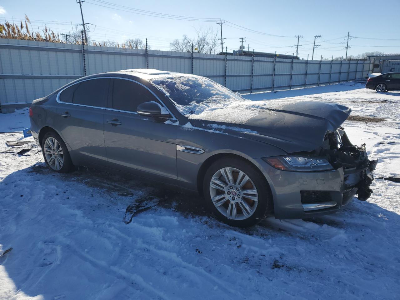 2018 Jaguar XF - Image 4