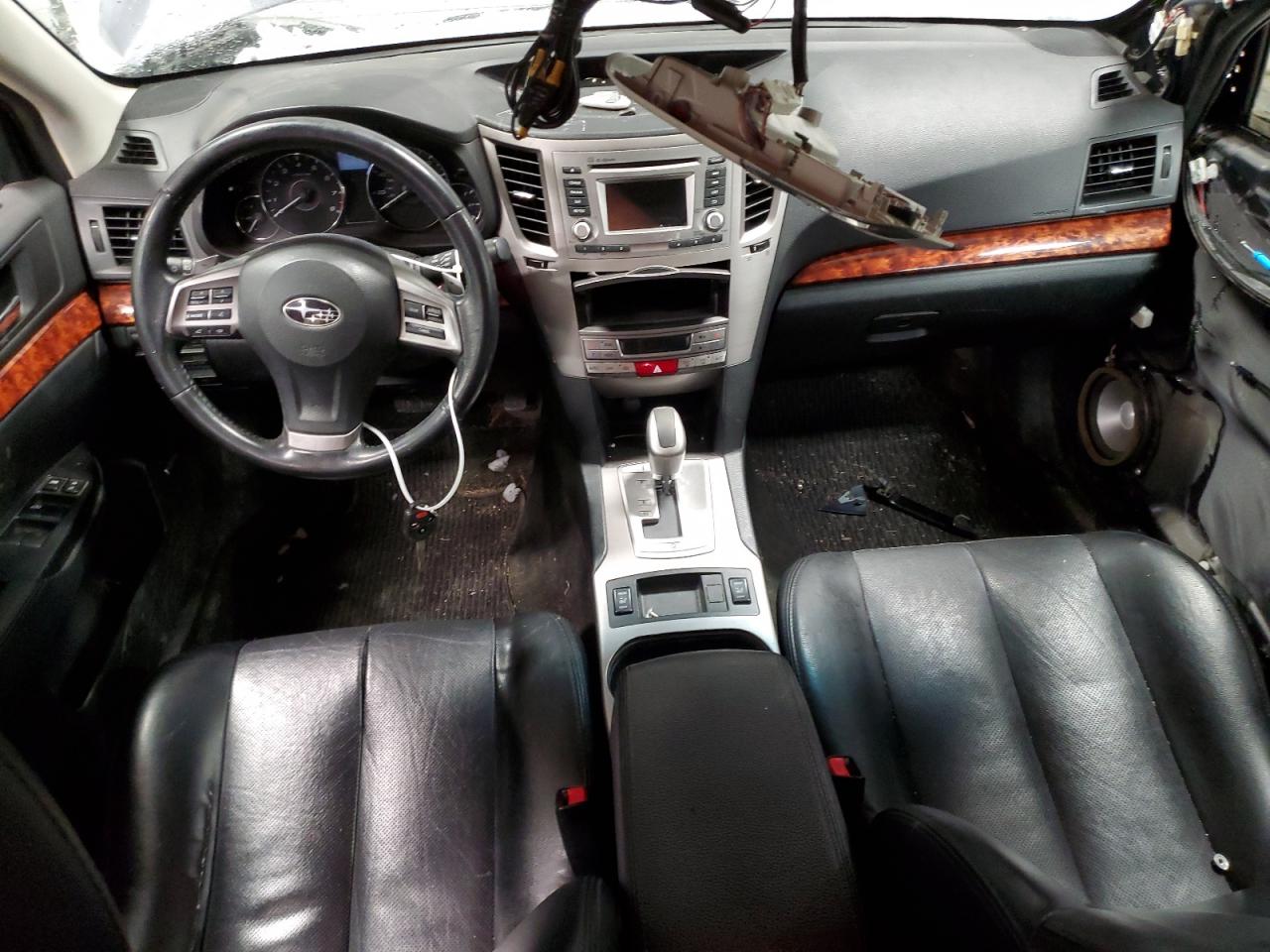 2012 Subaru Outback - Image 8