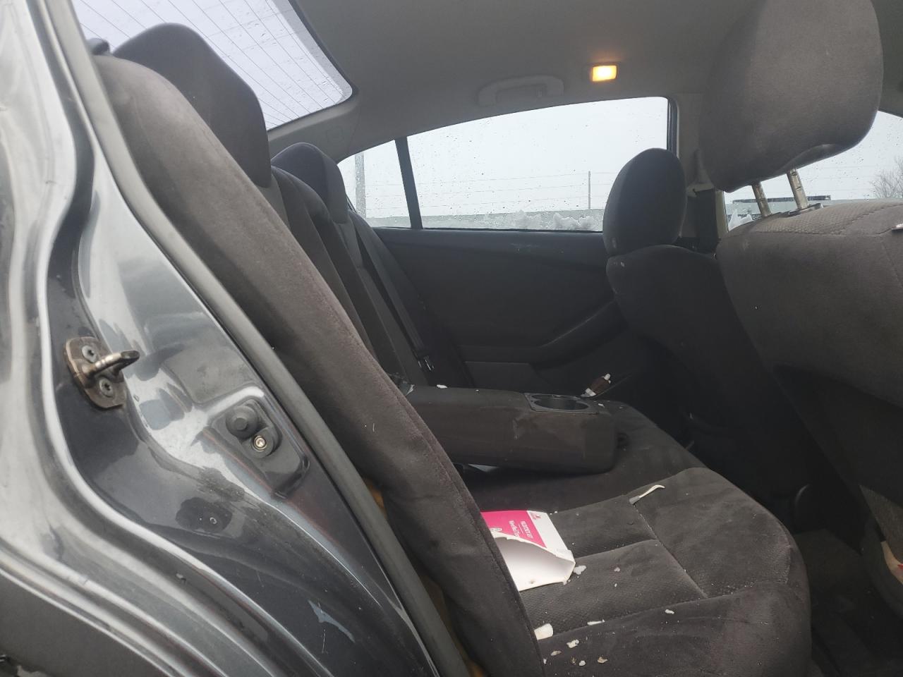 2009 Nissan Altima - Image 10