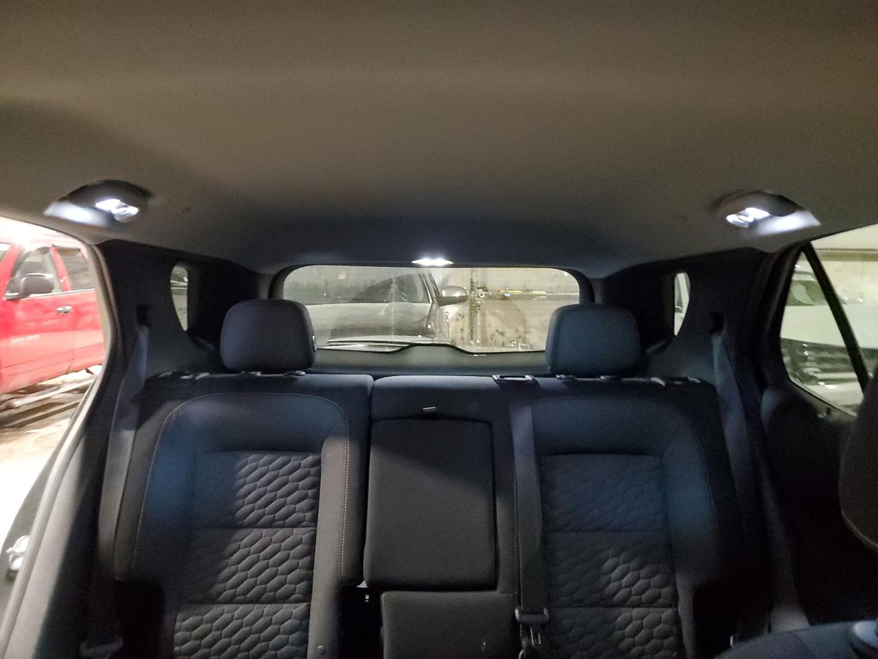 2018 Chevrolet Equinox - Image 10