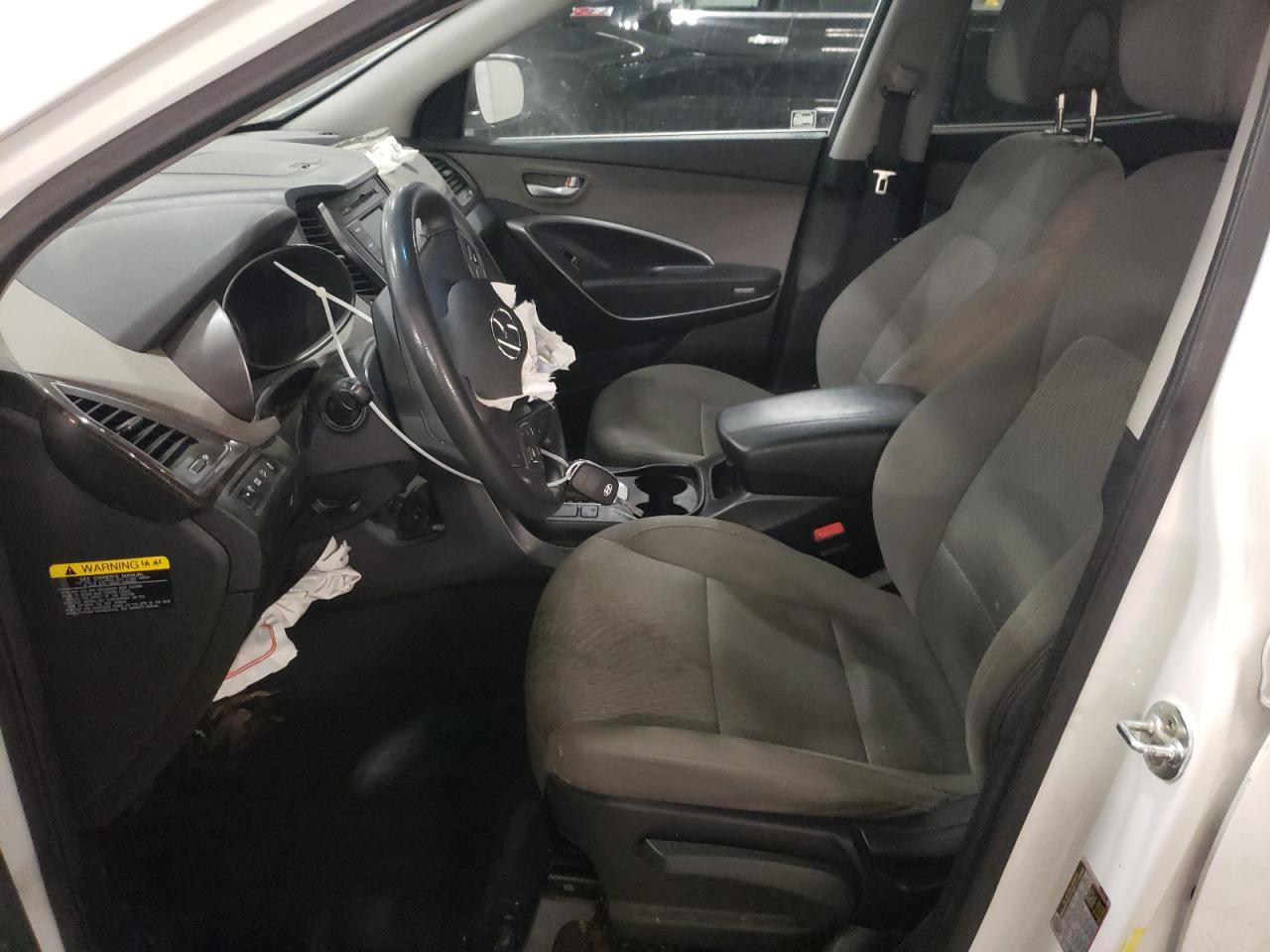 2018 Hyundai Santa Fe - Image 7