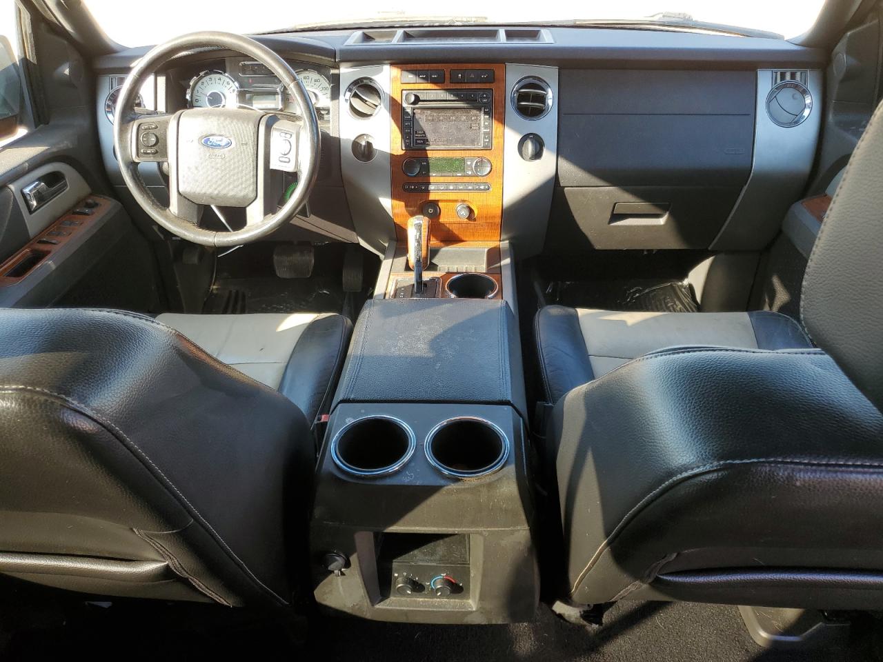2007 Ford Expedition - Image 8