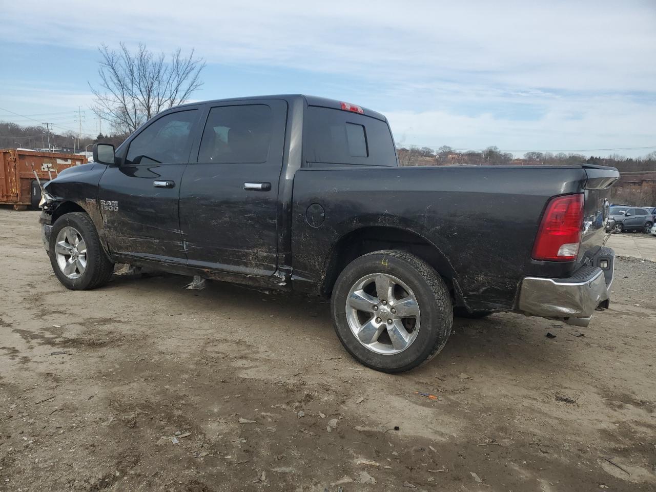 2015 RAM 1500 - Image 2
