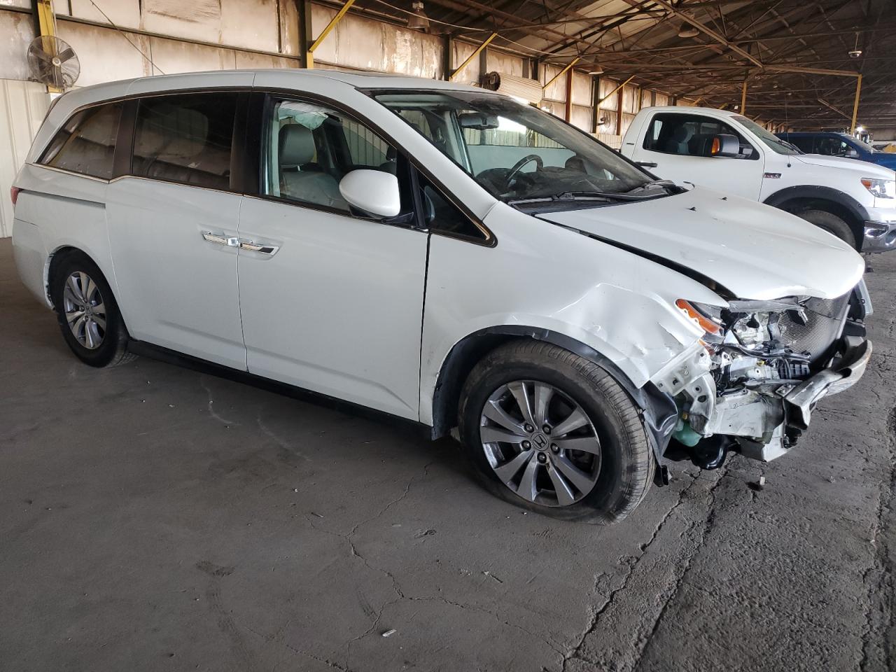 2015 Honda Odyssey - Image 4
