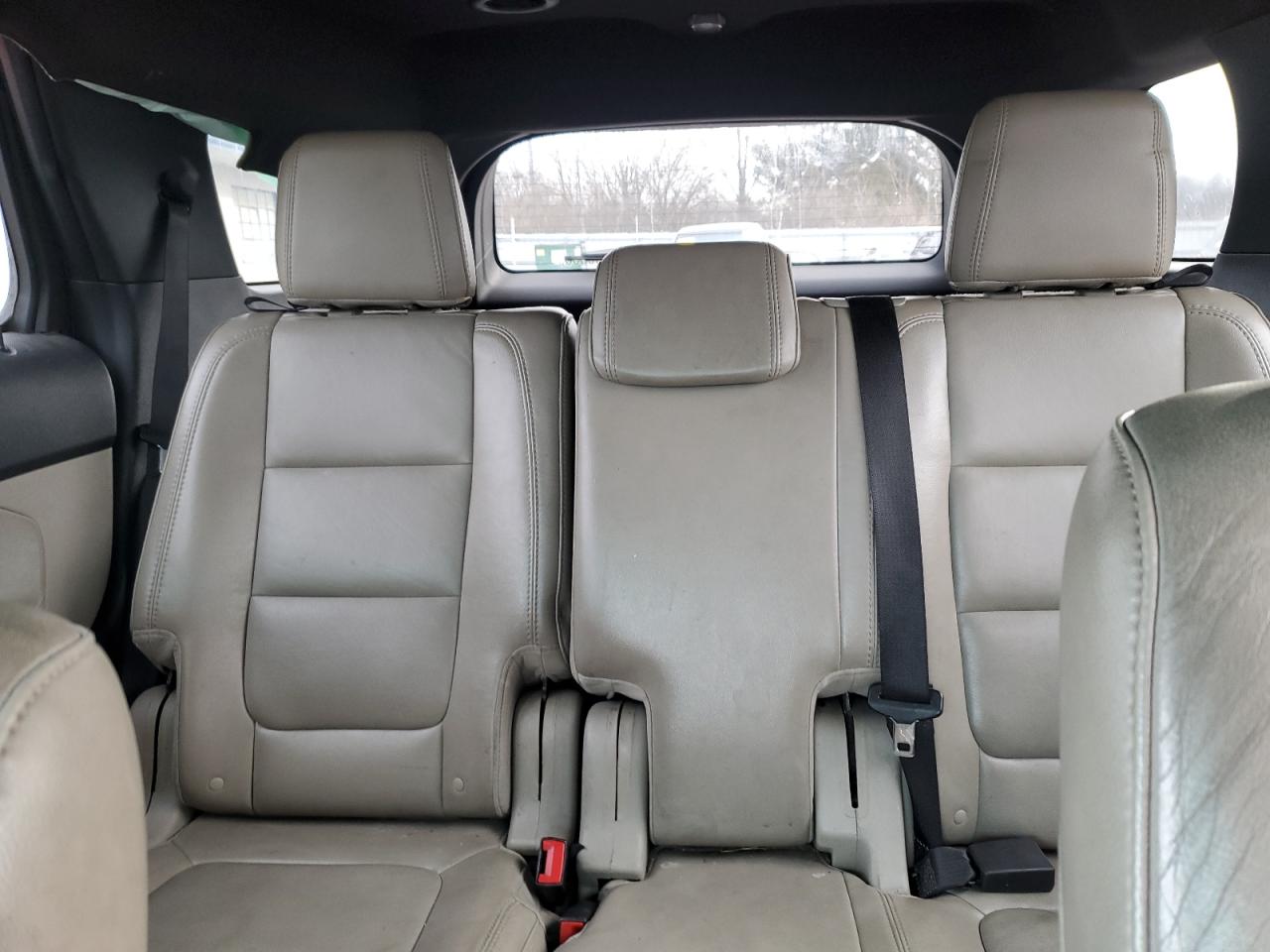 2013 Ford Explorer - Image 10