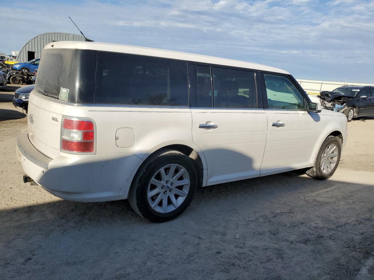 2010 Ford Flex - Image 3