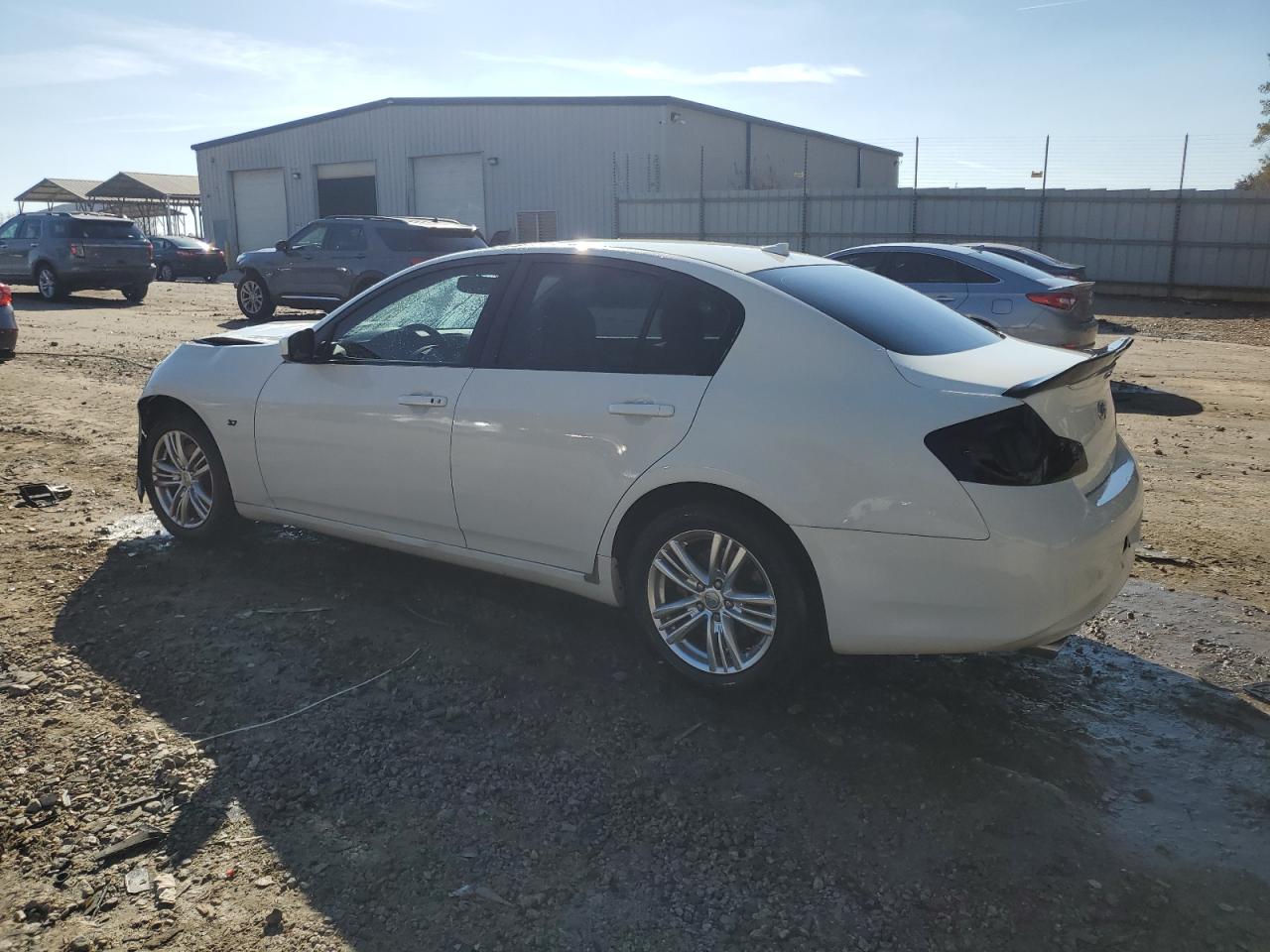 2015 Infiniti Q40 - Image 2