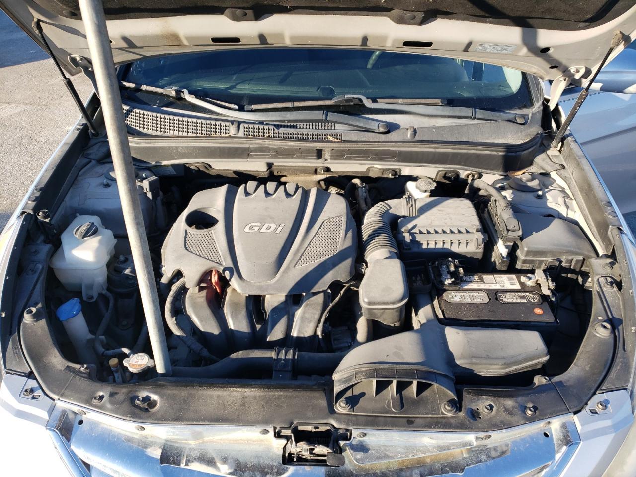 2013 Hyundai Sonata - Image 11