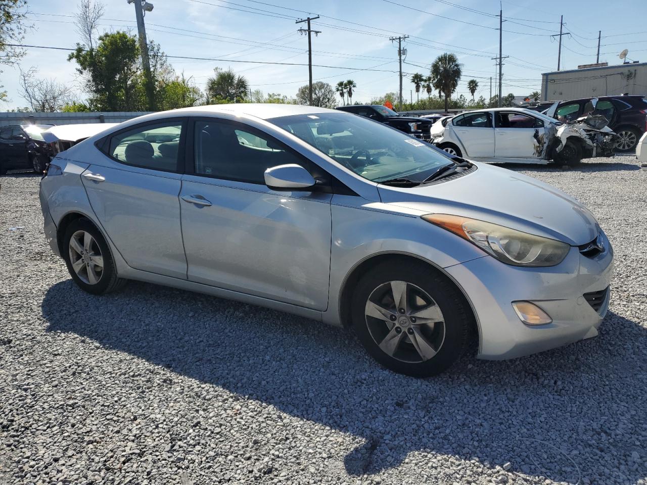 2012 Hyundai Elantra - Image 4