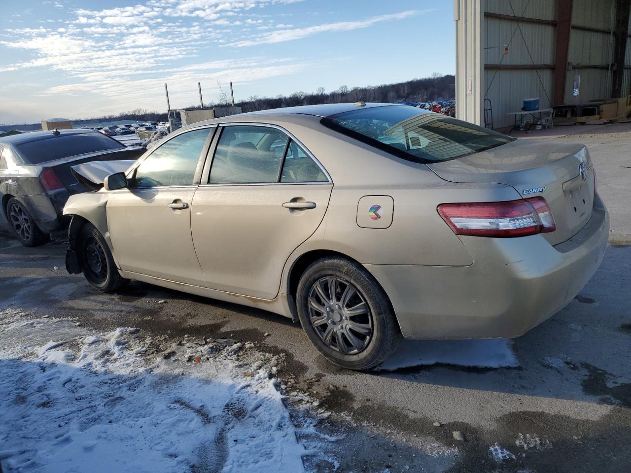 2011 Toyota Camry - Image 2