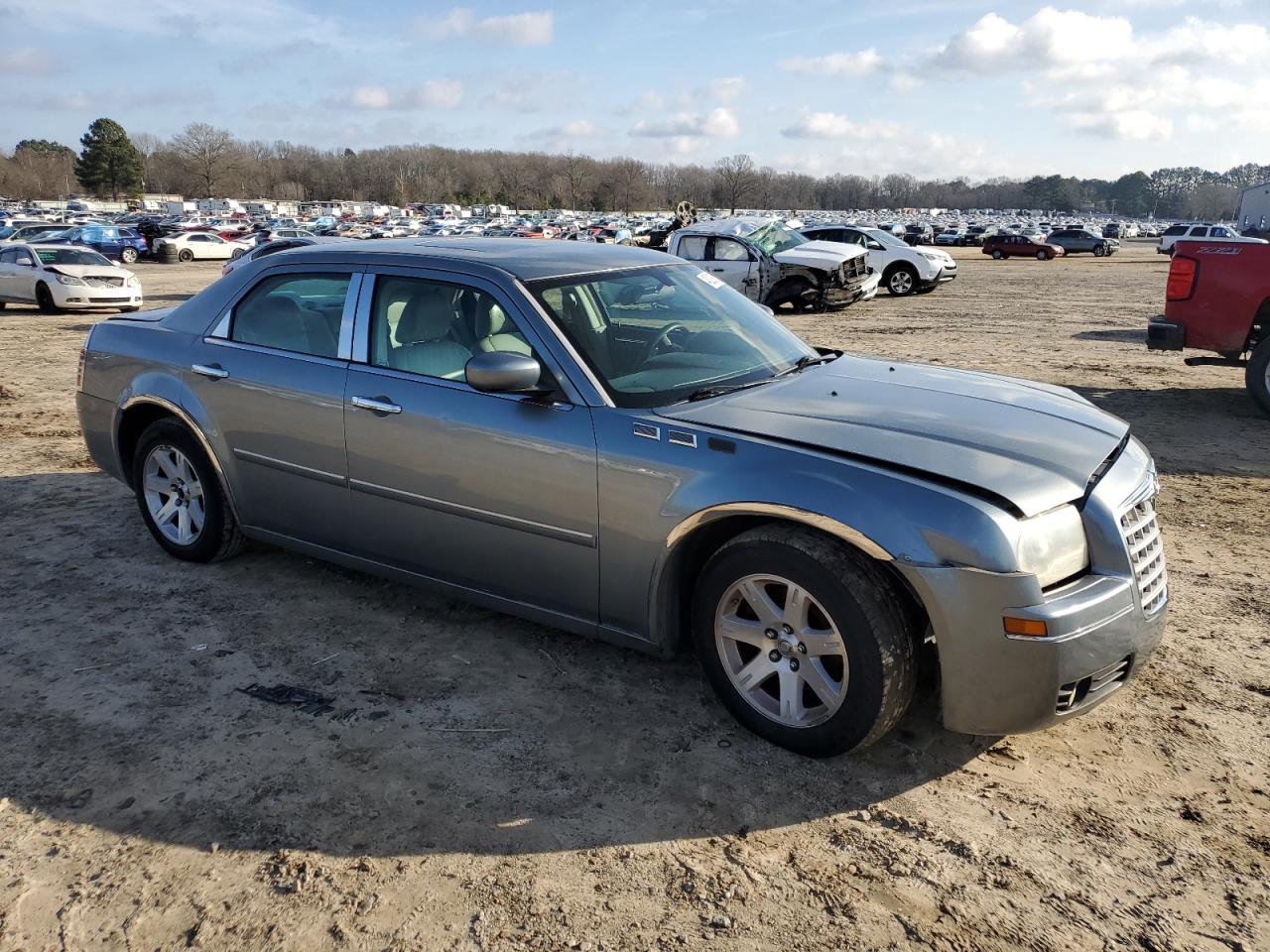 2006 Chrysler 300 - Image 4