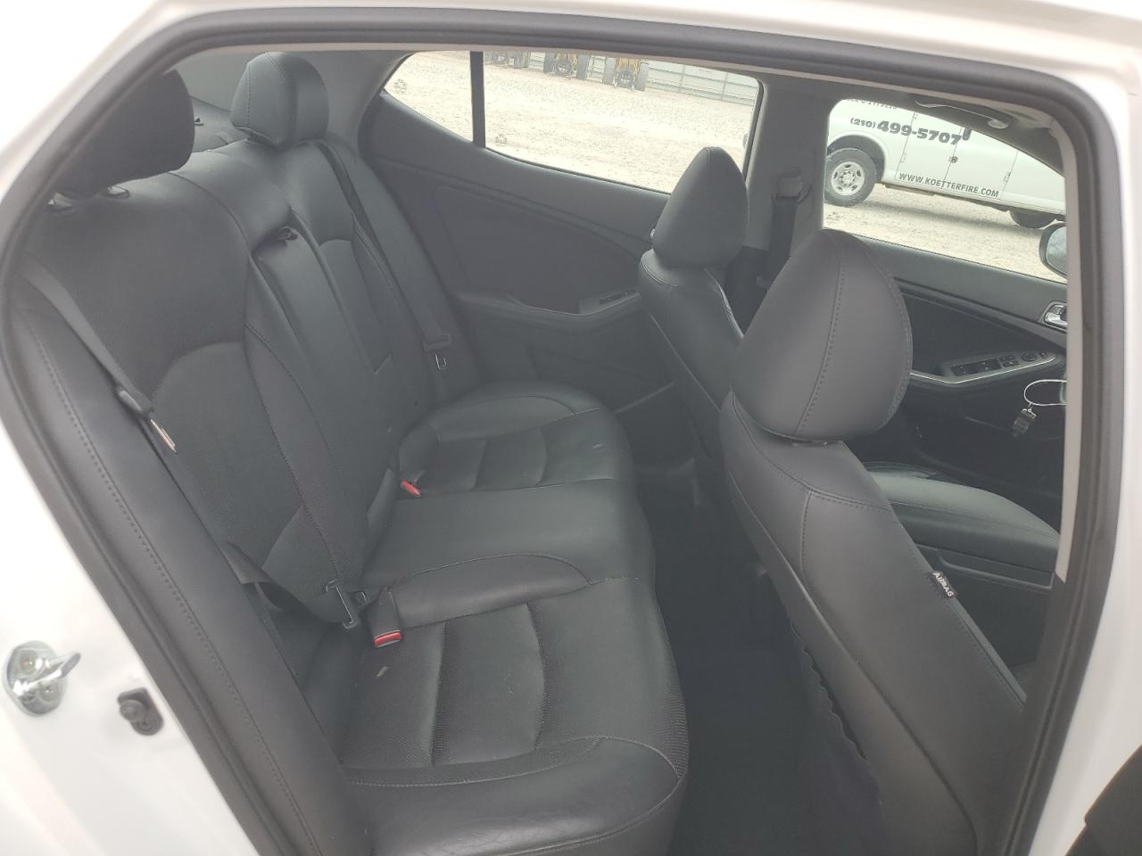 2015 Kia Optima - Image 10