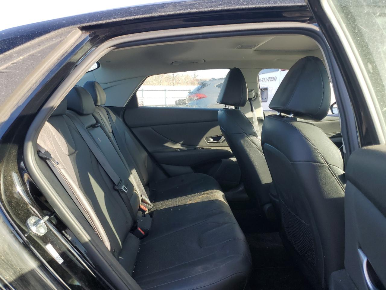 2021 Hyundai Elantra - Image 10