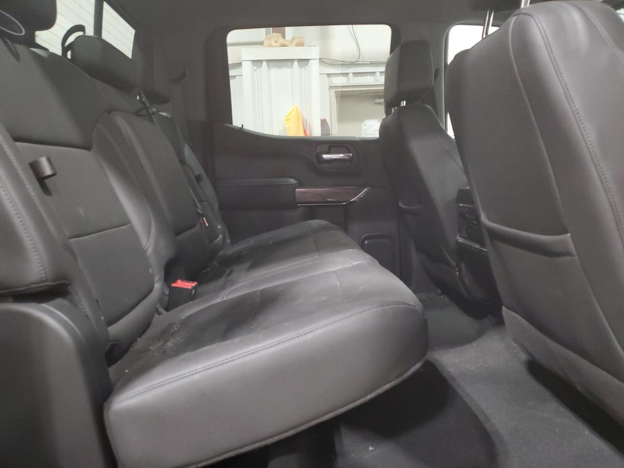 2021 Chevrolet Silverado - Image 10