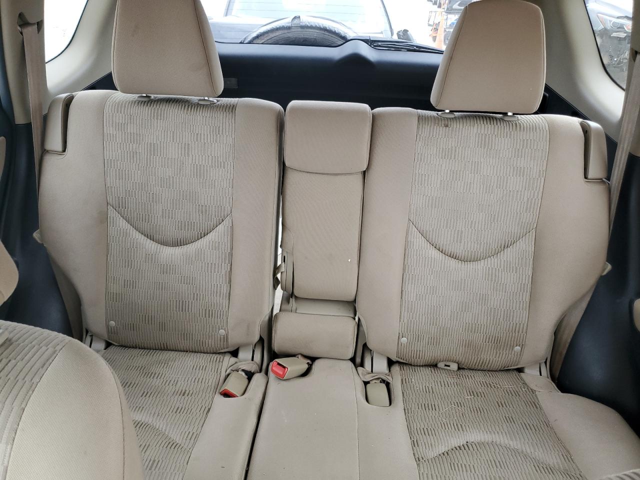 2011 Toyota RAV 4 - Image 10