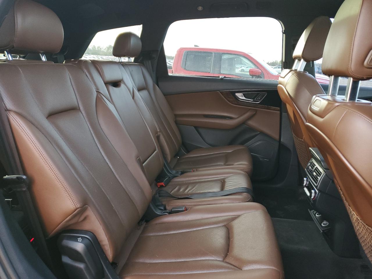 2017 Audi Q7 - Image 11