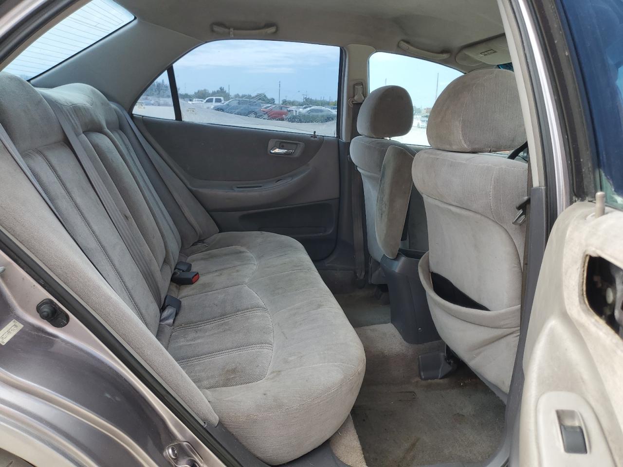 2000 Honda Accord - Image 10
