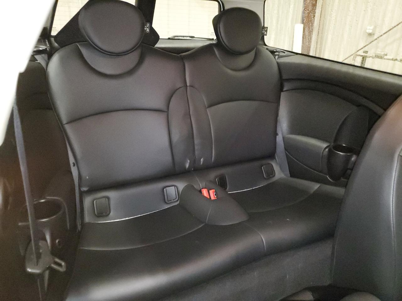 2014 MINI Cooper - Image 10