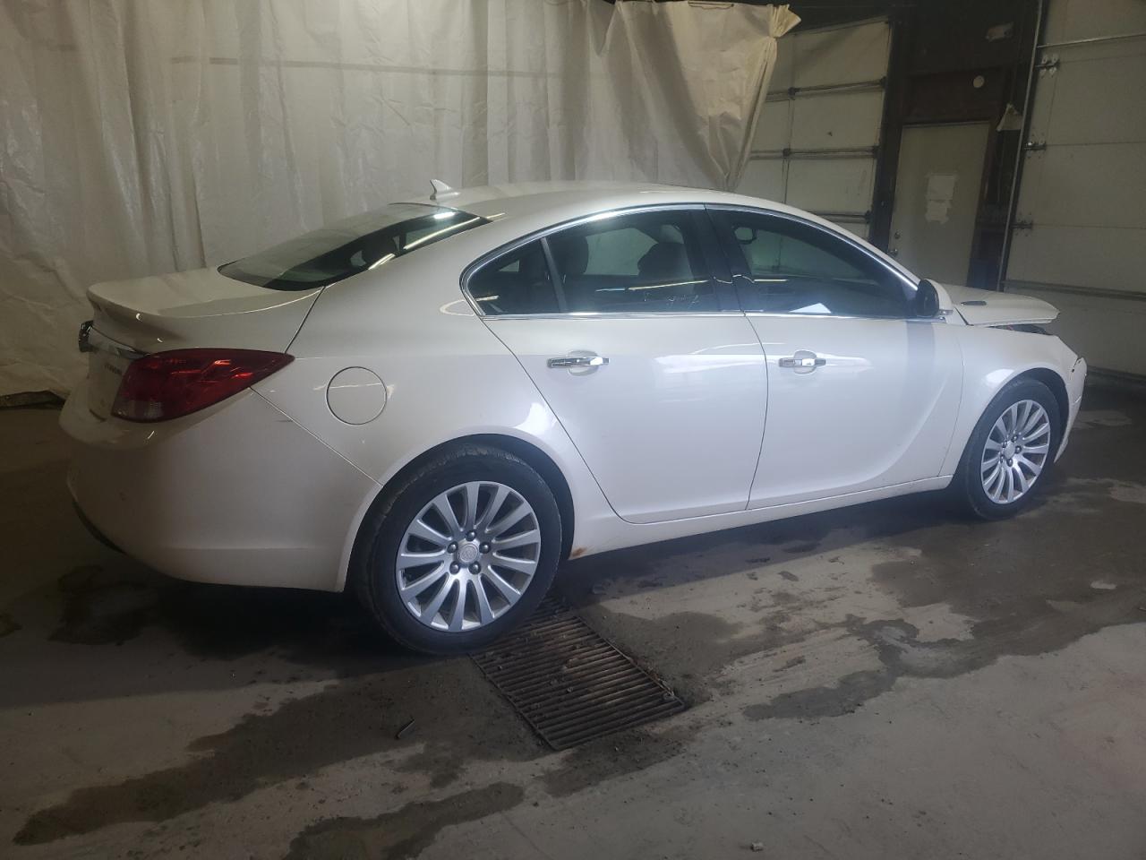 2012 Buick Regal - Image 3