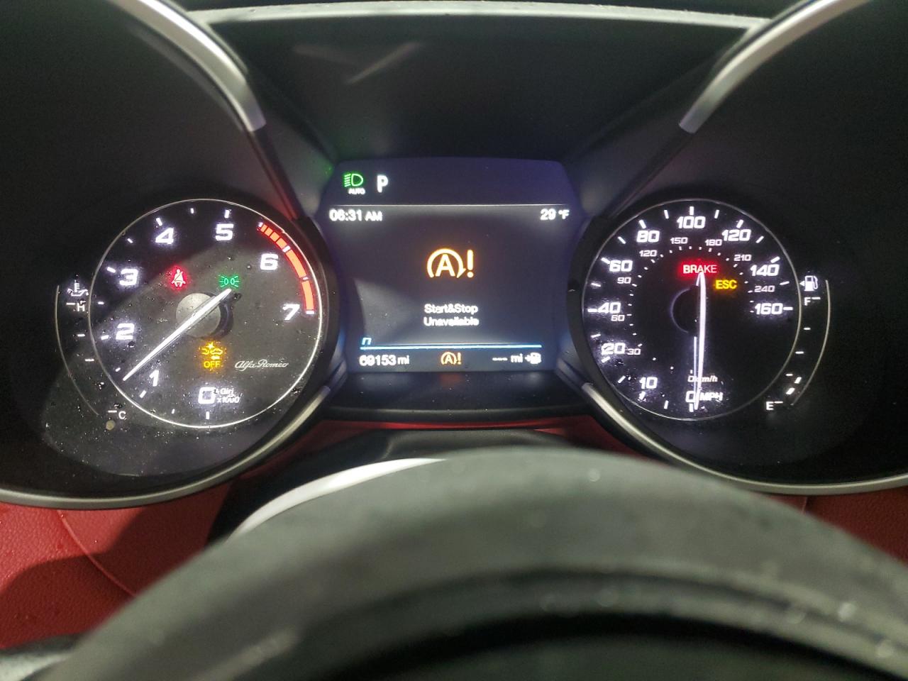 2020 Alfa Romeo Giulia - Image 9