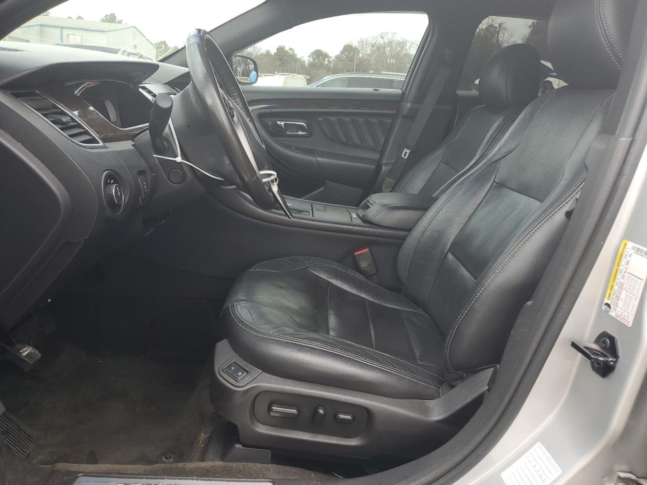 2014 Ford Taurus - Image 7