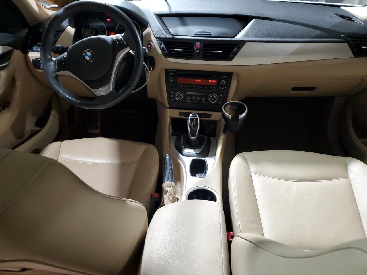 2015 BMW X1 - Image 8