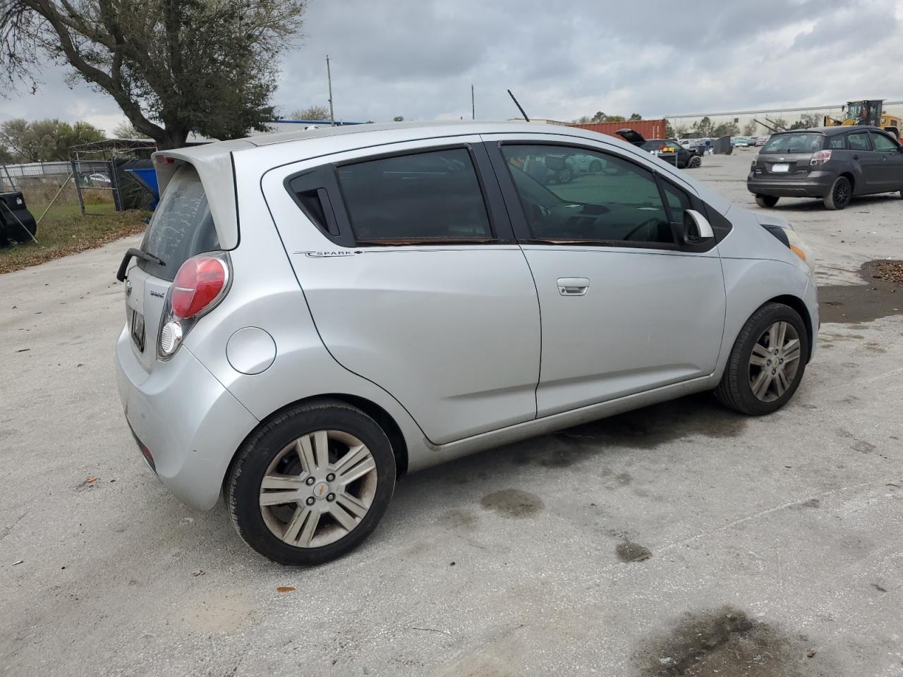 2015 Chevrolet Spark - Image 3