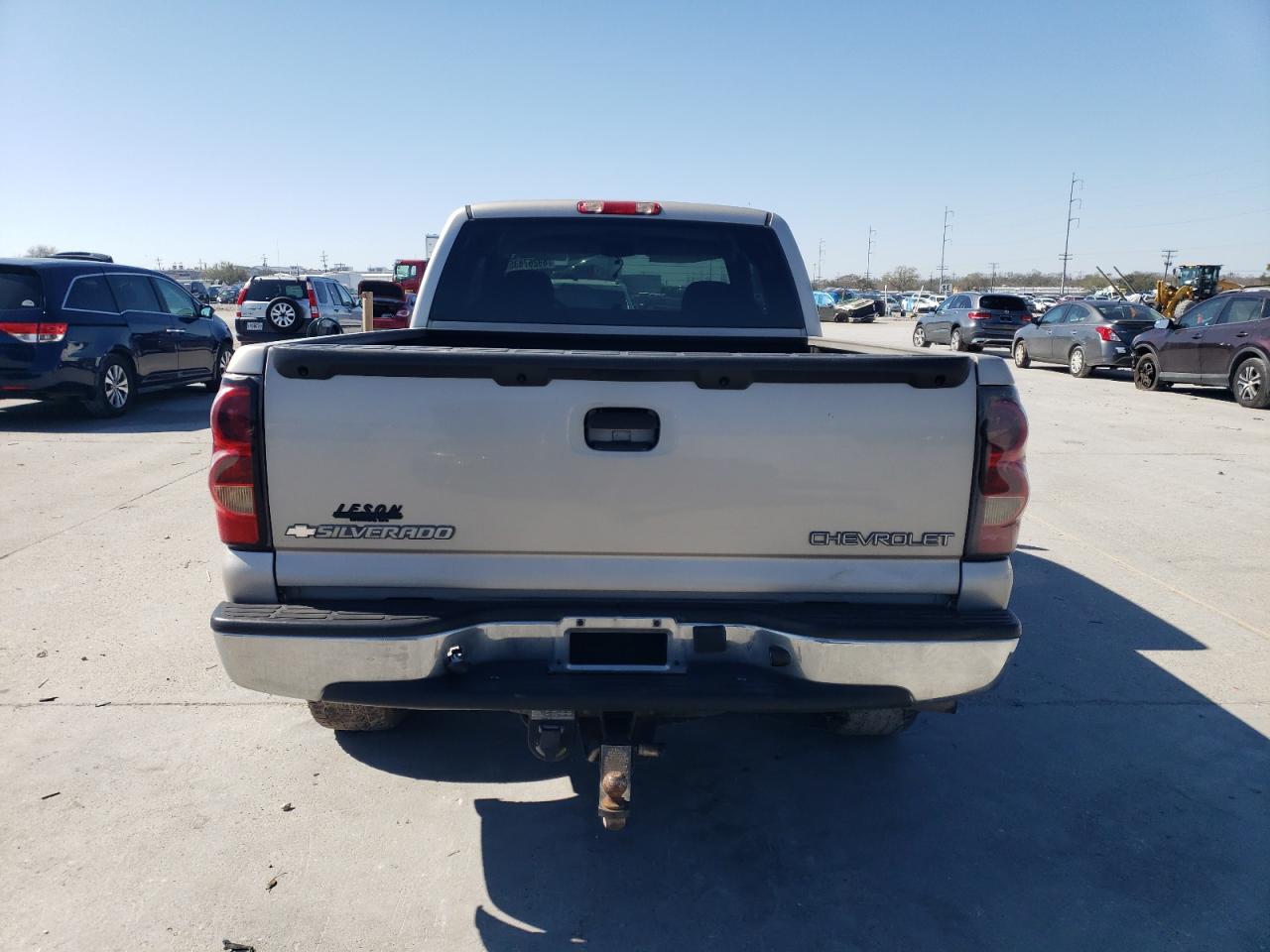 2004 Chevrolet Silverado - Image 6