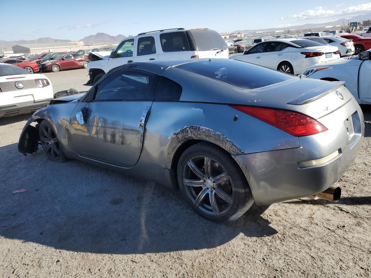 2006 Nissan 350Z - Image 2