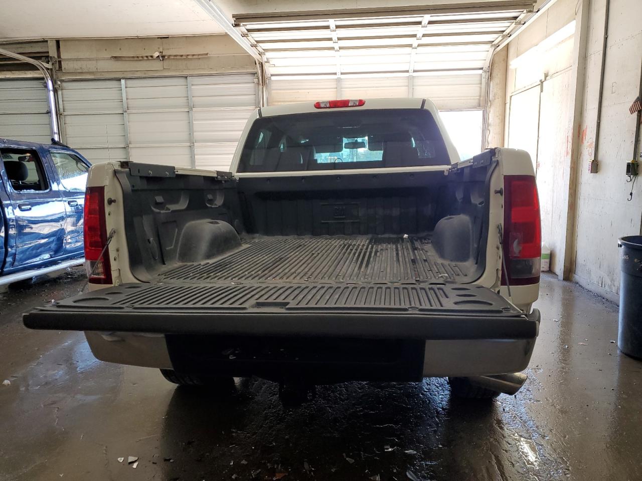 2012 GMC Sierra - Image 6