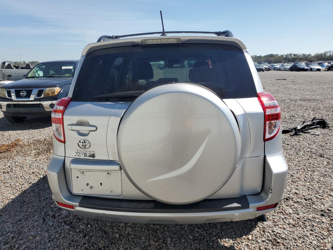 2011 Toyota RAV 4 - Image 6