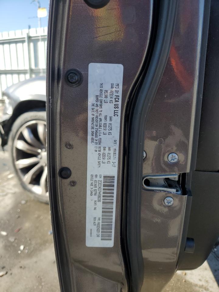 2017 Chrysler 300 - Image 12