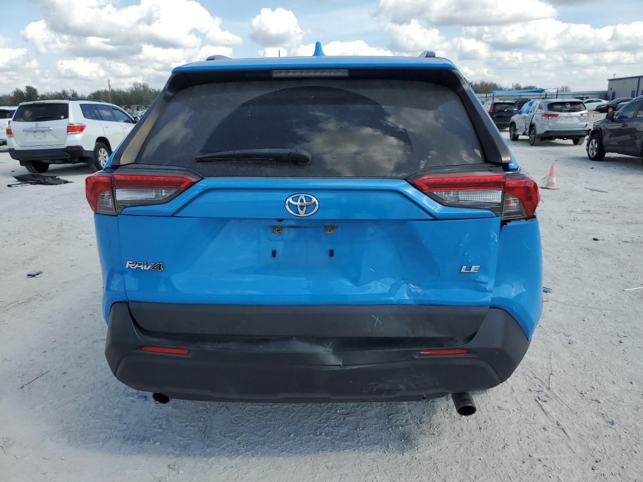 2020 Toyota RAV 4 - Image 6