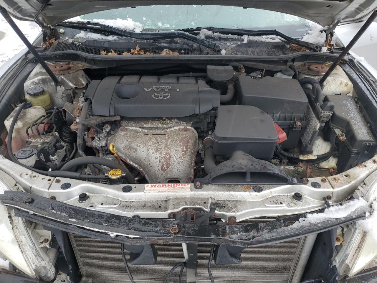 2010 Toyota Camry - Image 11