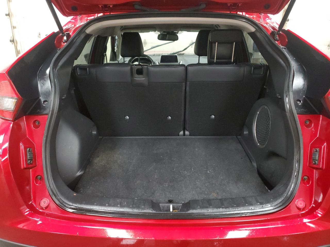 2019 Mitsubishi Eclipse - Image 6