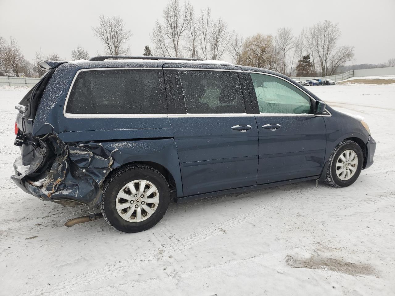 2010 Honda Odyssey - Image 3