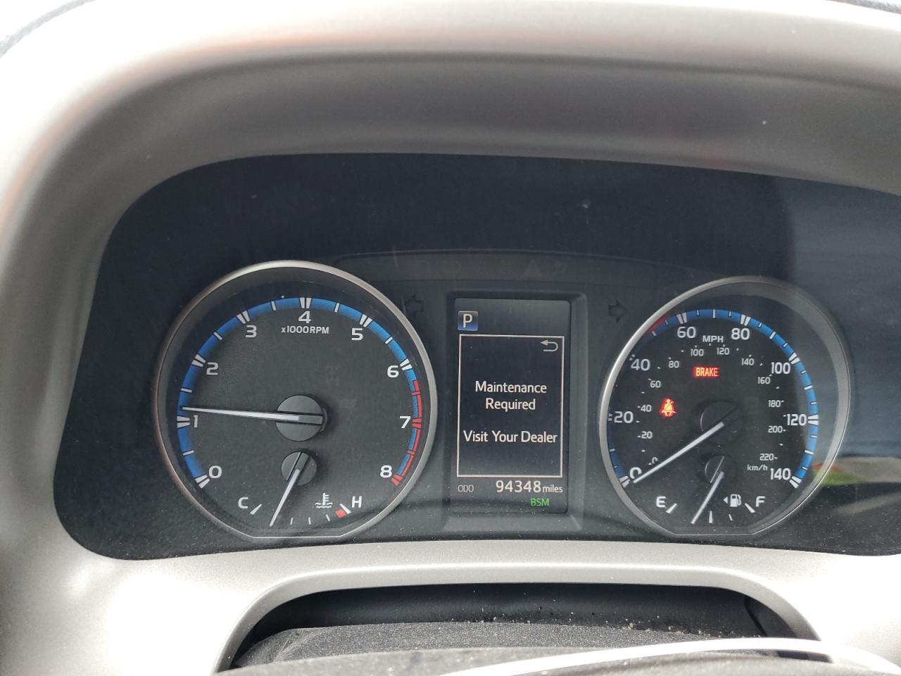 2018 Toyota RAV 4 - Image 9