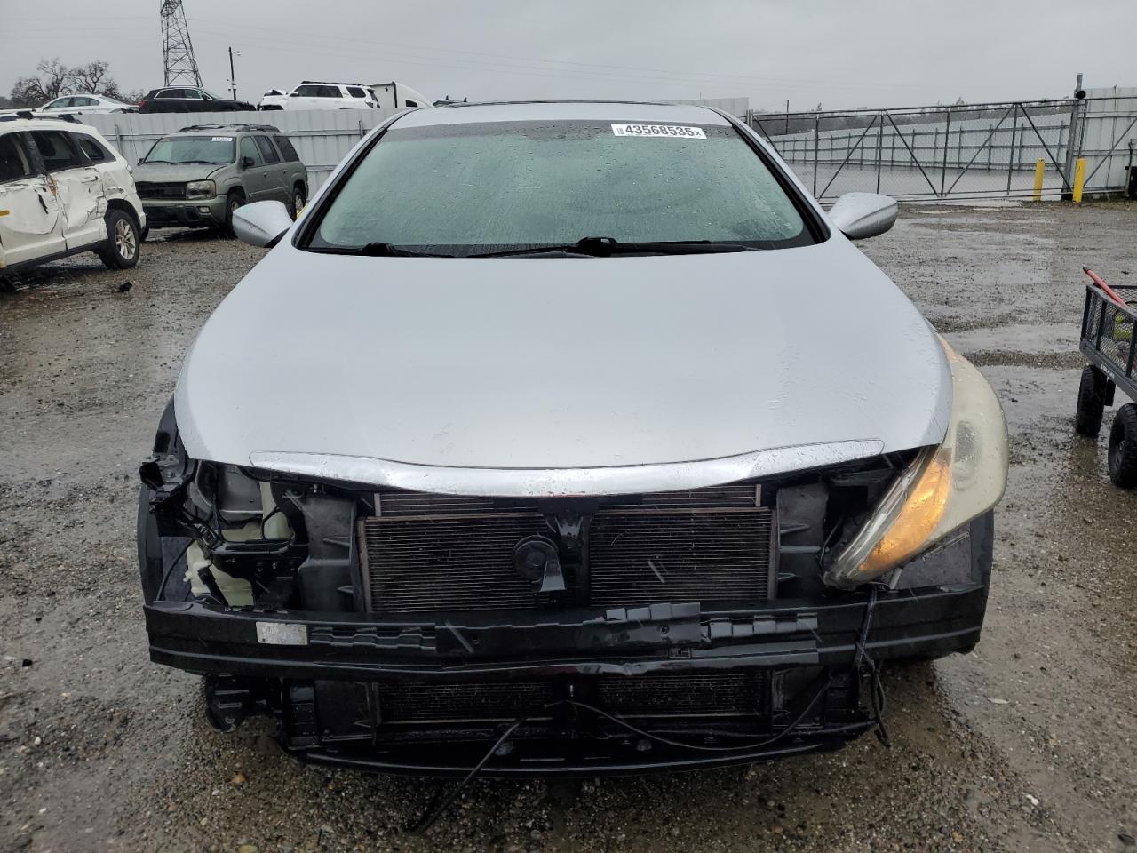 2011 Hyundai Sonata - Image 5