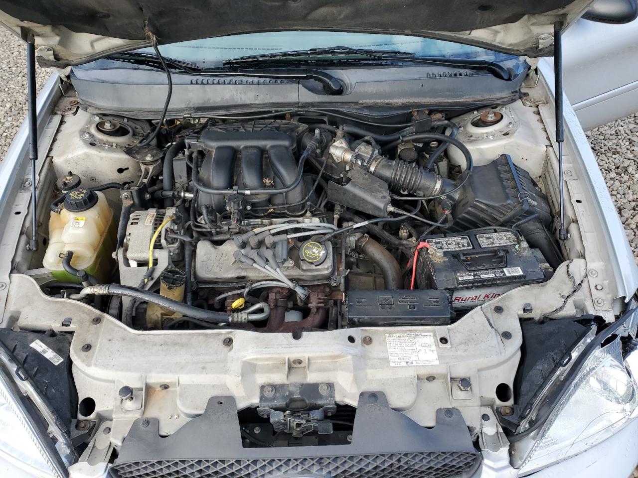 2007 Ford Taurus - Image 11