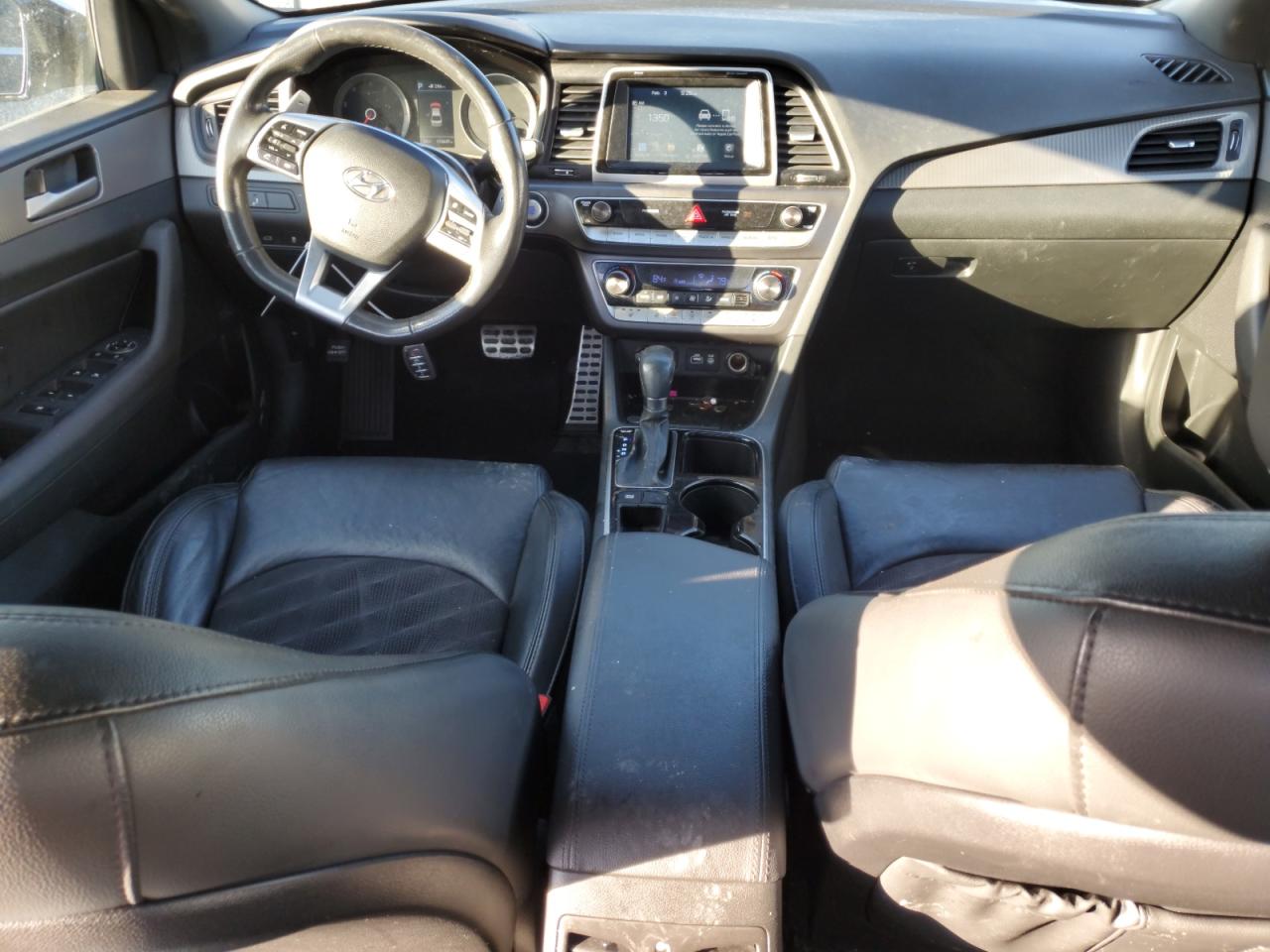 2018 Hyundai Sonata - Image 8