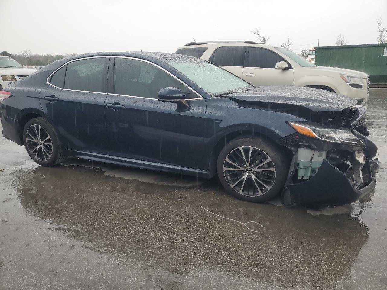 2019 Toyota Camry - Image 4