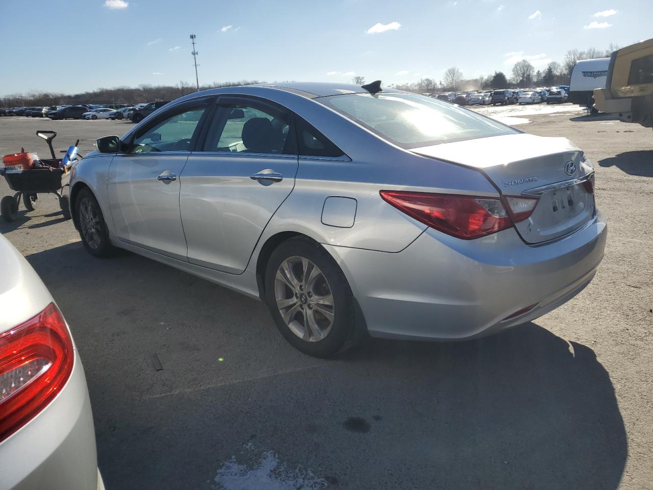 2013 Hyundai Sonata - Image 2